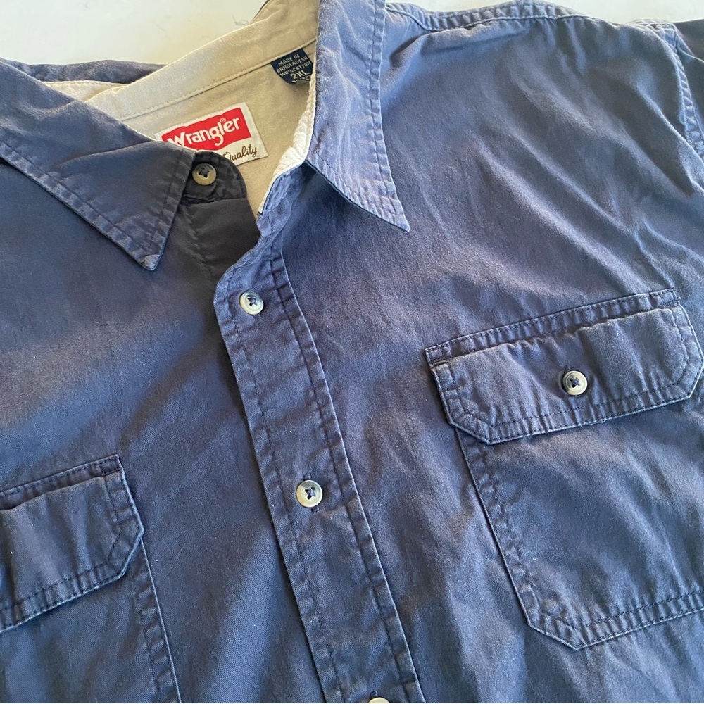 Wrangler navy blue western wear men’s 2XL button up shirt excellent condition